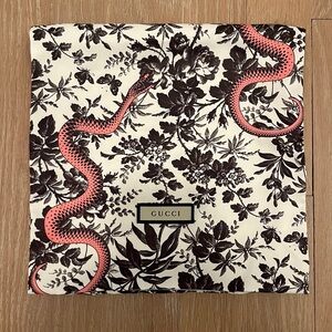 Gucci Floral and Snake Print Silk Jewelry Case Bag
